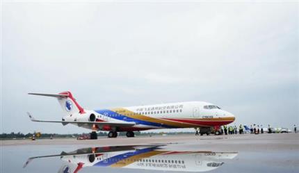 全國首架C909醫(yī)療機交付中豫航空集團 C9生命之翼航空醫(yī)療聯(lián)盟在鄭州成立